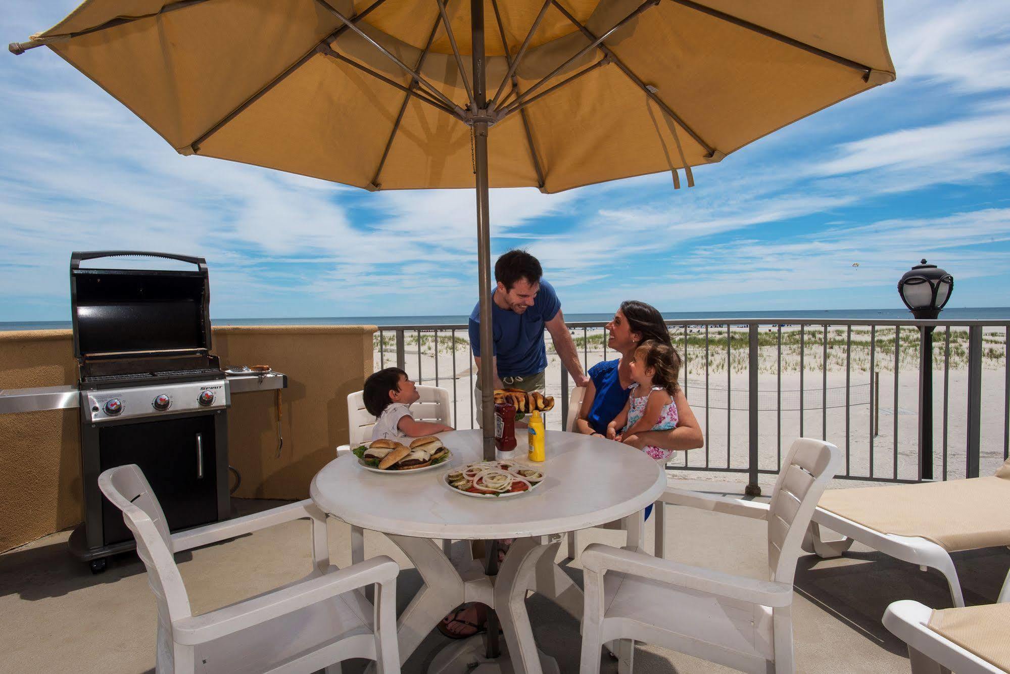 Reges Oceanfront Resort Wildwood Crest Exterior photo